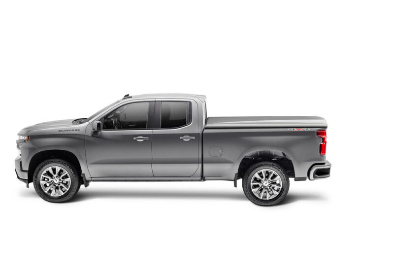 Chevrolet Silverado 2500 HD Tonneau Cover - Undercover - Elite LX - Dark Sky Metallic - `20-`23