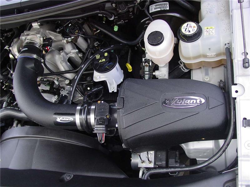 Ford Expedition Performance Air Intake - Volant - Pro5 Closed Box - `03-`04