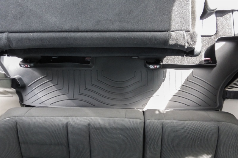 Chrysler Town & Country FloorLiner - Rear - WeatherTech - DigitalFit - Black - `01-`07