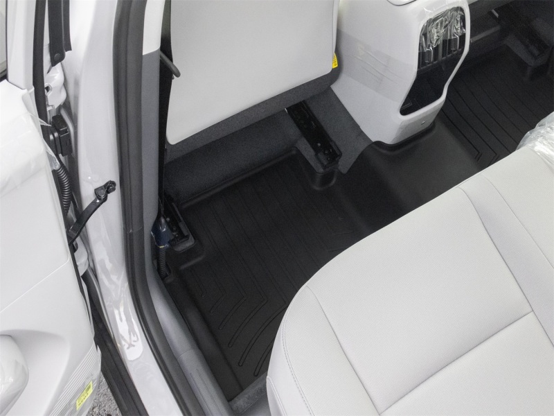 Hyundai Kona Floor Mat Set - Rear - WeatherTech - FloorLiner HP - Black - `24-`26