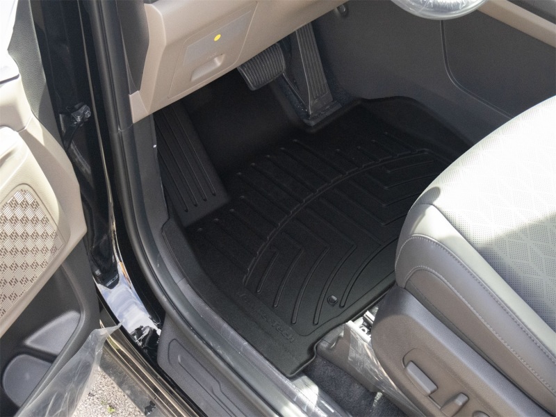 Hyundai Carnival Floor Mat Set - Front - WeatherTech - FloorLiner HP - Black - `25-`26