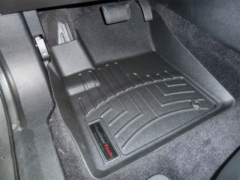 Chrysler 200 FloorLiner - Front - WeatherTech - DigitalFit - Black - `11-`27