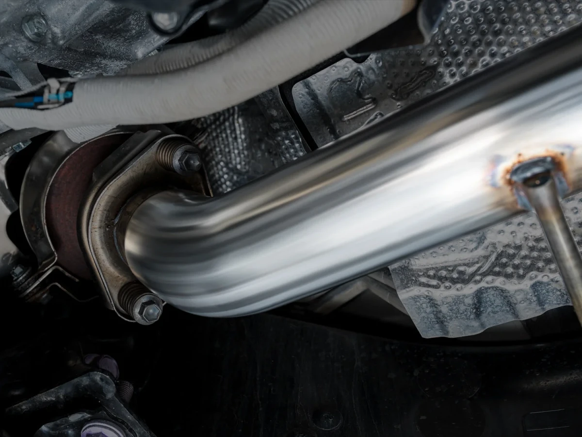 Toyota Land Cruiser Performance Exhaust - AWE Tuning - Cat-Back Touring with BashGuard - `24-`27