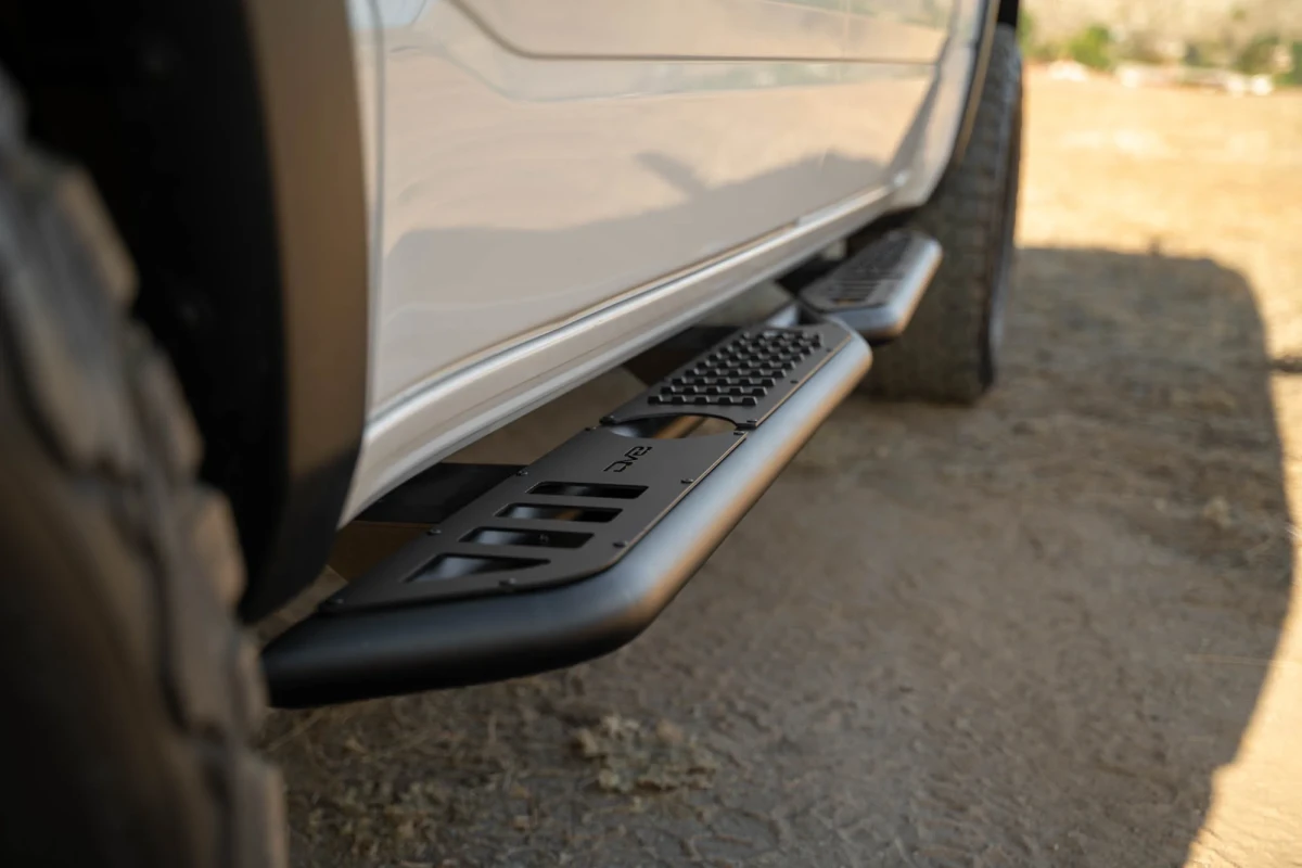 RAM 1500 Side Steps - DV8 Offroad - OE Plus - Black - `19-`24