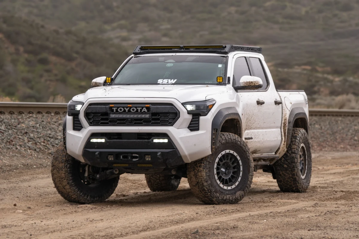 Toyota Tacoma Rock Sliders - DV8 Offroad - `24-`25