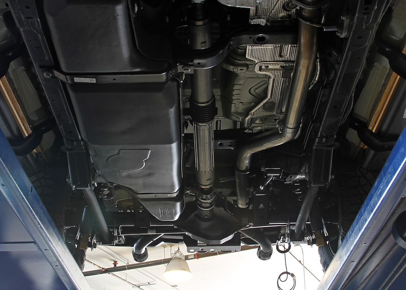 Ford Bronco Performance Exhaust - Cat Back - Dual Exit - Flowmaster - Outlaw - Black w/ Polished Tip - 4-Door