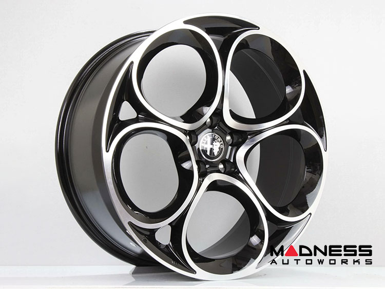 Alfa Romeo Custom Wheels - set of 4 - 20" - Alfa Romeo - Black Diamond Finish