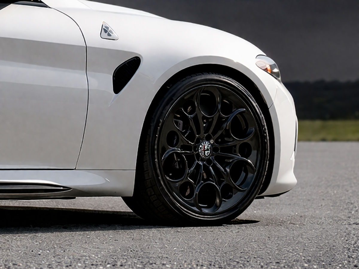 Alfa Romeo Giulia Custom Wheels - set of 4 - KuhlFX - Forged - Stradale - 20" - Gloss Black