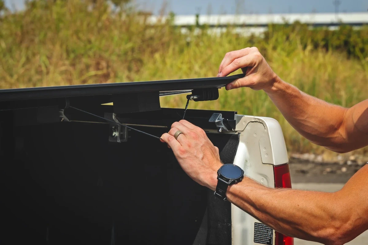 Chevrolet Silverado 1500 Hard Tri-Fold Bed Cover - Rough Country - Sleek Flush, Low-Profile Design - Matte Black - '07-'13