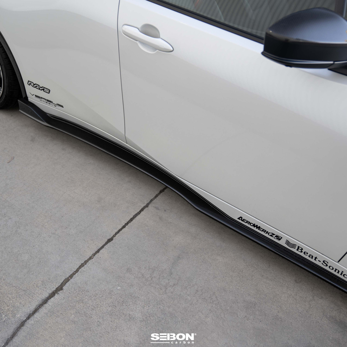 Toyota Prius Side Skirts - Seibon - MB-Style Carbon Fiber - `23+