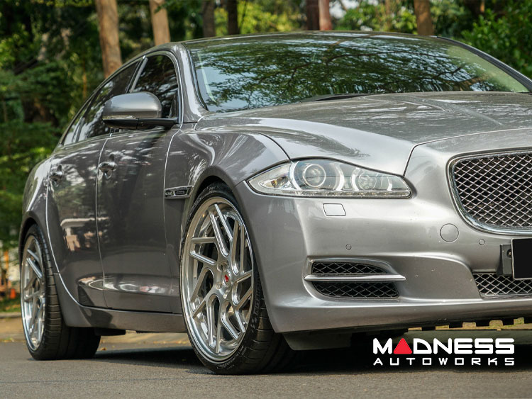 Jaguar XJ Custom Wheels - CG-209T (3 Piece) by Vossen - Space Gray