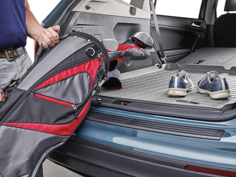 BMW 5 Series BumperTopper - Rear - WeatherTech - Black - 2024+