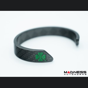 Carbon Fiber Bracelet - Green QV Clover Design 