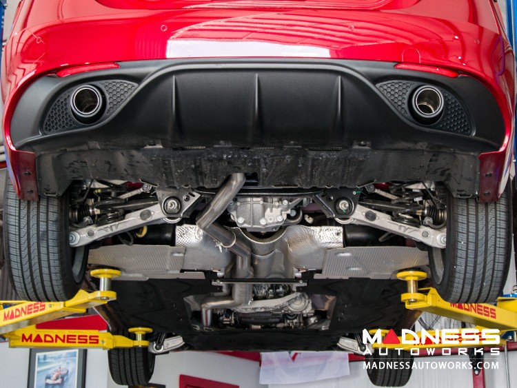 Alfa Romeo Giulia Performance Exhaust - 2.0L - MADNESS - Lusso - Forged Carbon Fiber Tips
