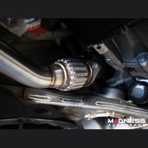 Alfa Romeo Giulia Performance Exhaust - 2.0L - MADNESS - Lusso - Carbon Fiber/ Blue Flame Tips