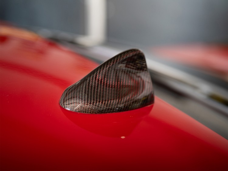 Alfa Romeo Giulia Antenna Cover - Carbon Fiber - Feroce Carbon