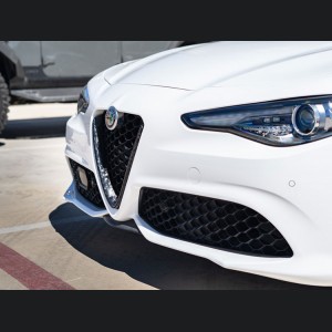 Alfa Romeo Giulia Front V Shield Grill Frame - Carbon Fiber - Forged Carbon - Feroce Carbon