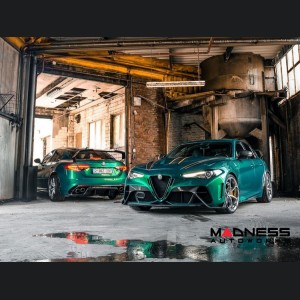 Alfa Romeo Giulia GTAm Style Front Fenders - Carbon Fiber