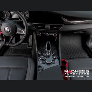 Alfa Romeo Giulia Floor Mat Set - All Weather Rubber Front/ Rear 4 Piece Set - Deluxe - Q4/ AWD Model