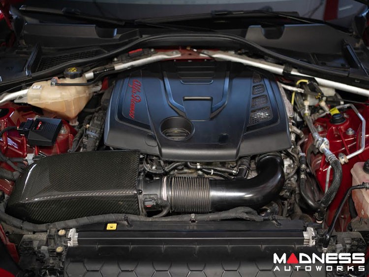 Alfa Romeo Giulia Cold Air Intake - MAXFlow Carbon Fiber Intake System w/ BMC Twin Air Conical Filter