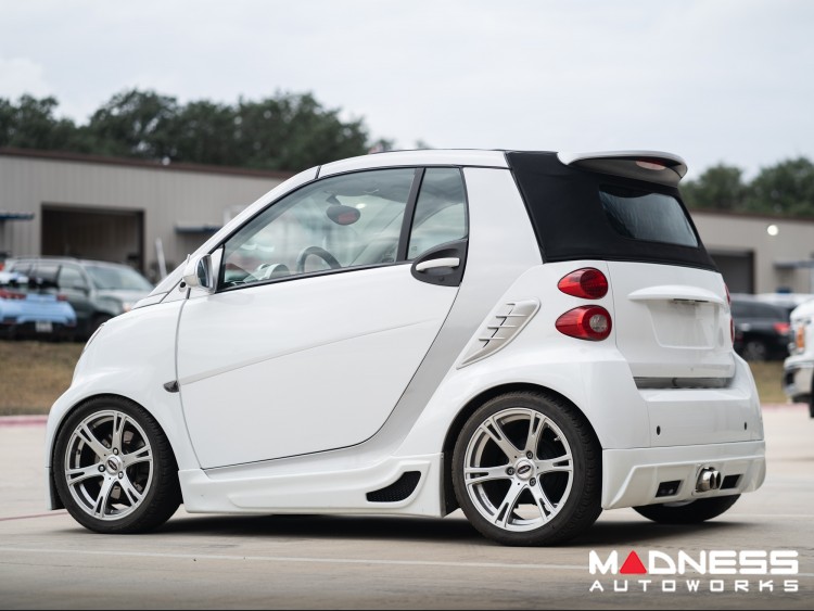 FEUX ARRIÈRES BLANC CHROME SMART FORTWO W 451 BRABUS TAILOR MADE 125 ULTIMATE 
