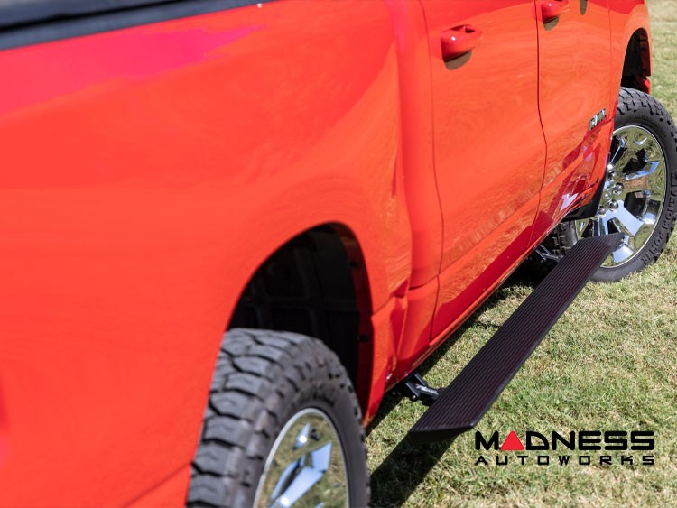 Dodge Ram Side Steps - Power Running Boards - Lighted - Crew Cab - Rough Country