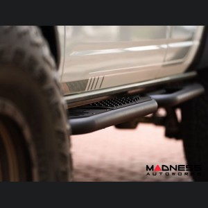 Ford Bronco Side Steps - OE Plus Series - DV8 - 4 Door