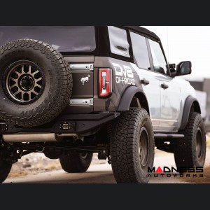 Ford Bronco Side Steps - OE Plus Series - DV8 - 4 Door