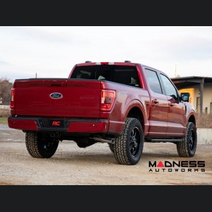 Ford F-150 Lift Kit - 2in - Front M1 Monotube Struts / Rear M1 Monotube Struts - (2021 - On) - 4WD