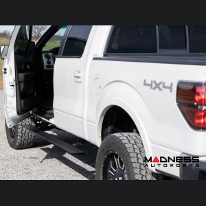 Ford F-150 Side Steps - Power Running Boards - Rough Country - E-Boards - Super Cab