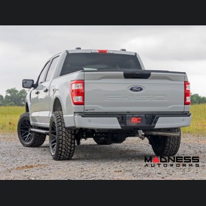 Ford F-150 Side Steps - OV2 Running Boards - Rough Country - Crew Cab