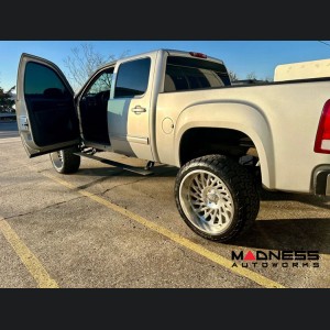 GMC Sierra Side Steps - E-Power Running Boards - Crew Cab - Body Armor 4x4 (2007-2018)