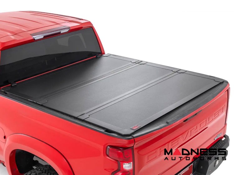 Chevy Silverado 1500 Bed Cover - Flush Mount - Hard Cover - 5'10" Bed