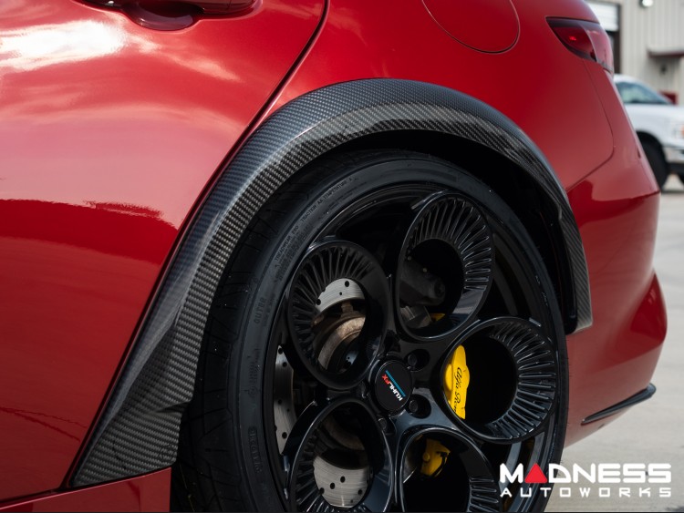 Alfa Romeo Giulia GTAm Style Front Bumper Essential Kit - Carbon Fiber - With Parking Sensors