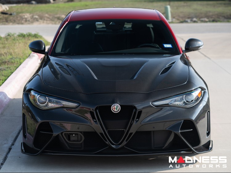 Alfa Romeo Giulia GTAm Style Front Bumper - Carbon Fiber - With Parking Sensors