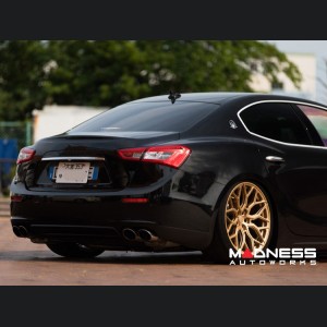 Maserati Quattroporte Custom Wheels - HF-2 by Vossen - Gloss Gold