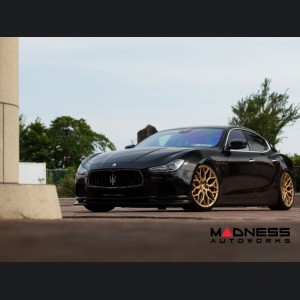 Maserati Quattroporte Custom Wheels - HF-2 by Vossen - Gloss Gold