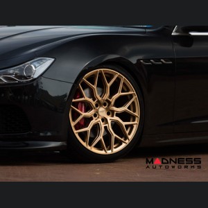 Maserati Quattroporte Custom Wheels - HF-2 by Vossen - Gloss Gold