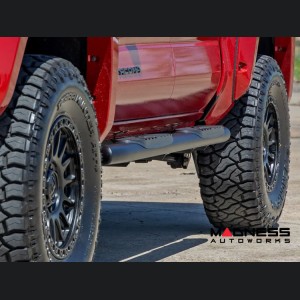 Toyota Tacoma Running Boards - Oval Nerf Steps - Double Cab - 2WD/4WD (2024)