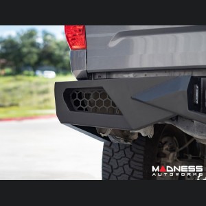 Toyota Tundra Rear Bumper - Vengeance - Fab Fours - (2014 - 2021) - With Sensors