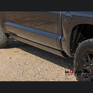 Toyota Tundra Side Steps - Power Running Boards - Rough Country - E-Boards - Double Cab (2007-2021)