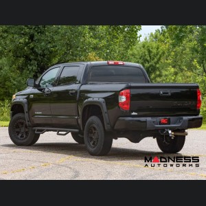 Toyota Tundra Side Steps - Nerf Steps - Rough Country - Crewmax - 5'7" Bed