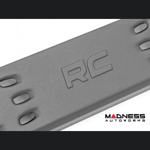 Toyota Tundra Side Steps - RPT2 Running Boards - Rough Country - Crew Cab - 2022-Up