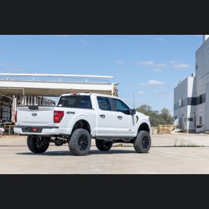 Ford F-150 Suspension Lift - 6 Inch - 4WD 