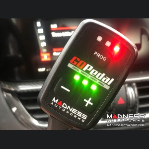 Alfa Romeo Giulia Throttle Controller - 2.0L - MADNESS GOPedal - Bluetooth 