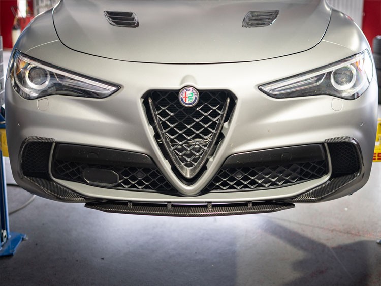 Alfa Romeo Stelvio Carbon Fiber Front Bumper Flaps - Quadrifoglio