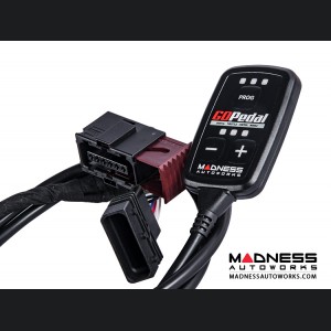 Jeep Gladiator JT Throttle Response Controller - MADNESS GOPedal - 3.0L Turbo Diesel