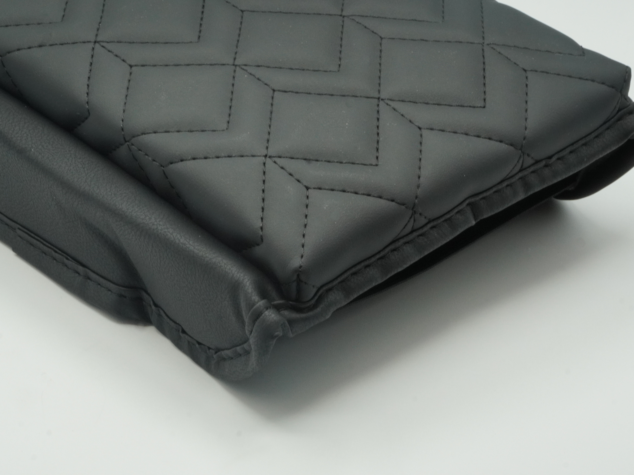 Ford Bronco Armrest Cover - EcoLeather - Arrow Pattern, FT22031522