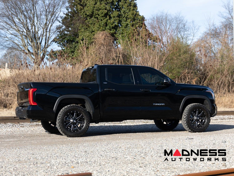 Toyota Tundra 4WD Leveling Suspension Kit - 2