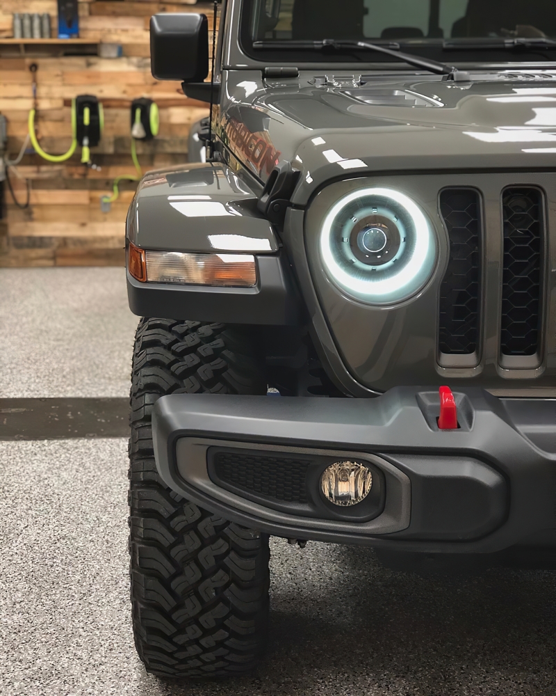 Jeep Gladiator Headlight Assemblies - ORACLE Lighting - Oculus Bi-LED - Matte Blk